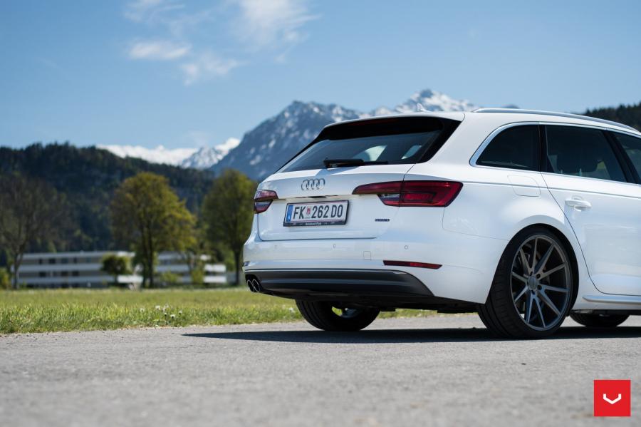  Audi A4 Avant Quattro on Vossen Wheels (VFS1) 2017 года  (фото 12 из 35)